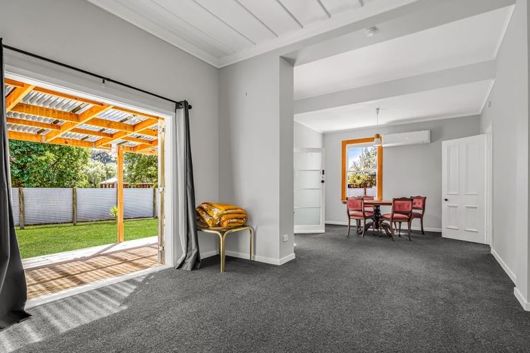 Photo of property in 4a Shanly Street, Waipawa, 4210