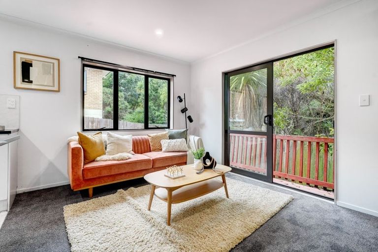 Photo of property in 17 Edgewood Way, Henderson, Auckland, 0612