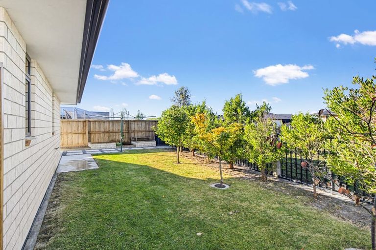 Photo of property in 6 Denton Street, Amberley, 7410