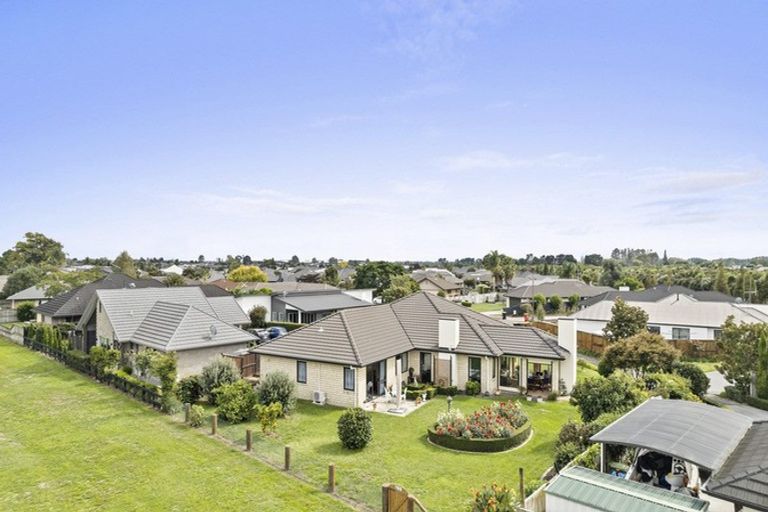 Photo of property in 36 Madison Street, Cambridge, 3434