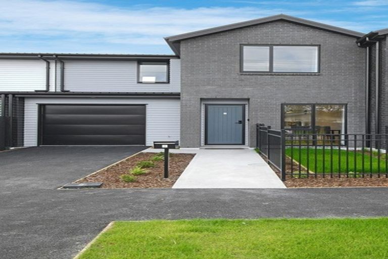 Photo of property in 42 Miromiro Street, Broomfield, Christchurch, 8042