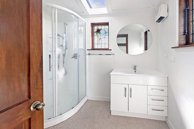 Photo of property in 23 Union Street, Hokowhitu, Palmerston North, 4410