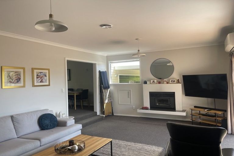 Photo of property in 23 Kent Terrace, Taradale, Napier, 4112
