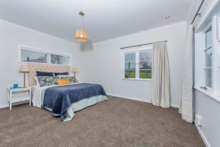 Photo of property in 15 Edward Street, Riverhead, 0820