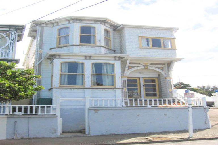 Photo of property in 56 Wright Street, Mount Cook, Wellington, 6021