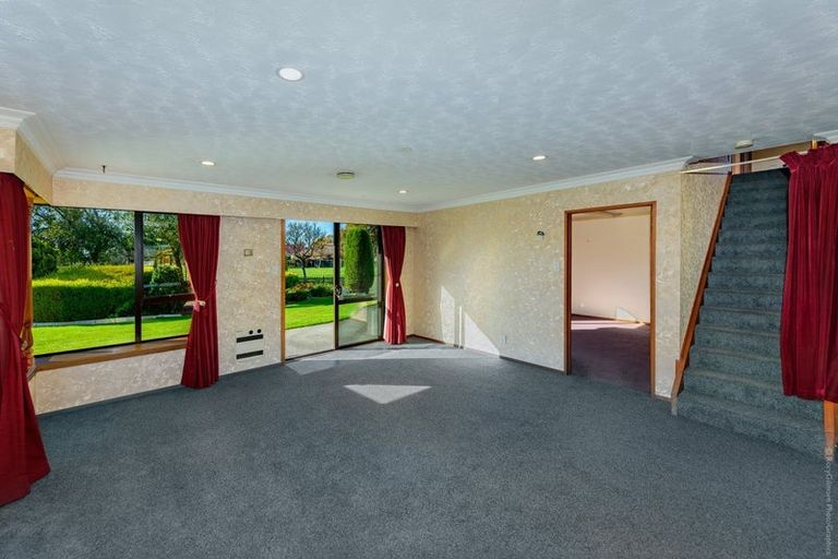 Photo of property in 32 Ben Nevis Drive, Broomfield, Christchurch, 8042