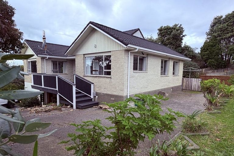 Photo of property in 16 Island View Terrace, Waikanae Beach, Waikanae, 5036