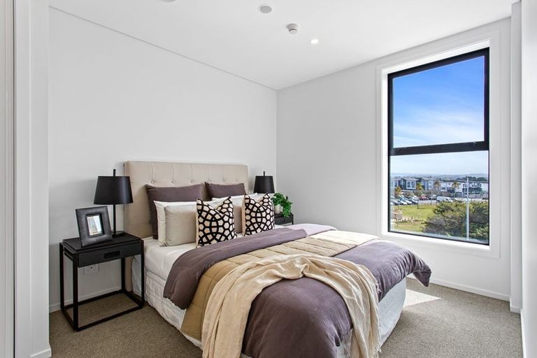 Photo of property in 205/2 Rauroa Lane, Hobsonville, Auckland, 0616