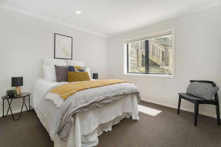 Photo of property in 28b Ronald Woolf Place, Churton Park, Wellington, 6037