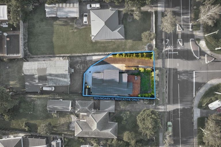 Photo of property in 1/17 Ranui Station Road, Ranui, Auckland, 0612