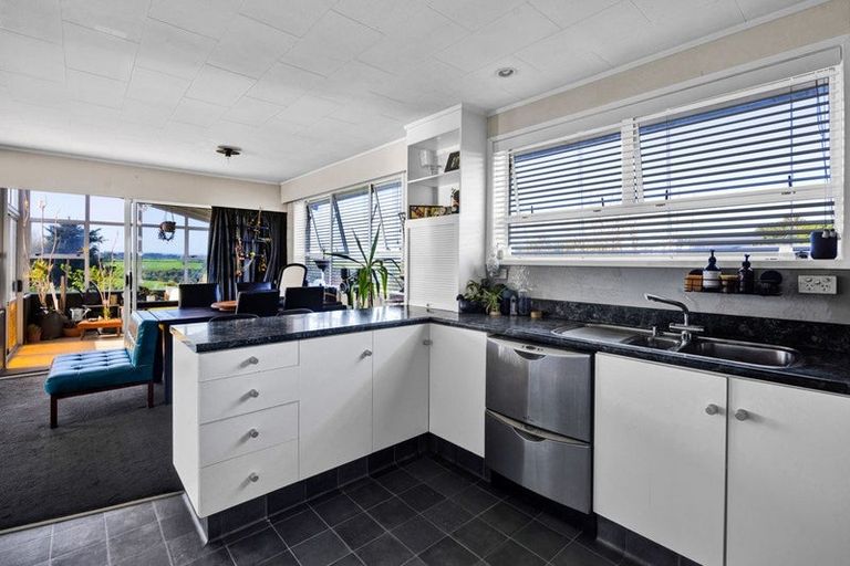 Photo of property in 4 Ropata Street, Hawera, 4610