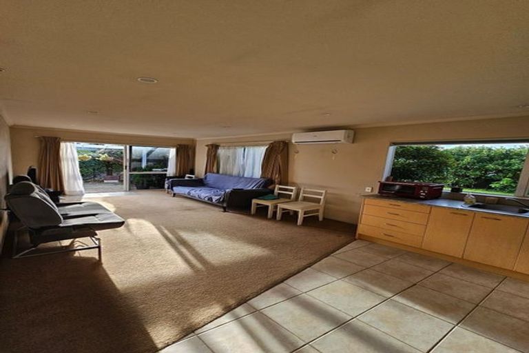 Photo of property in 38 Alexander Street, Cockle Bay, Auckland, 2014