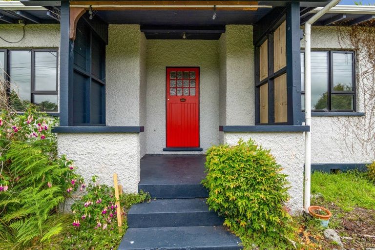 Photo of property in 49 High Street, Eltham, 4322