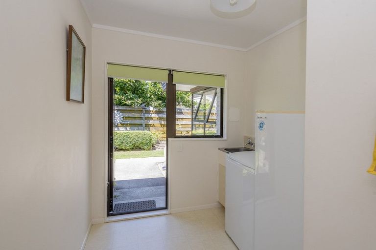 Photo of property in 68 Kapanui Road, Waikanae, 5036