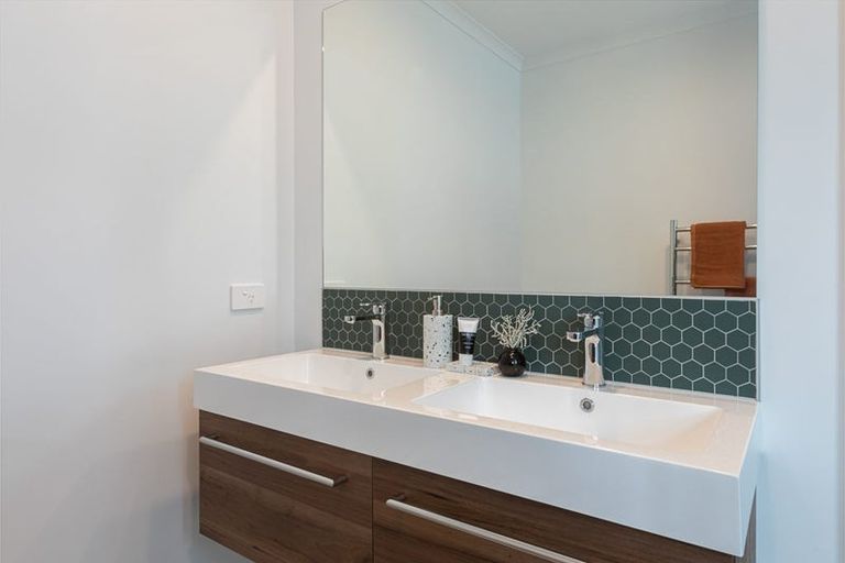 Photo of property in 31 Nga Potiki Lane, Papamoa Beach, 3118