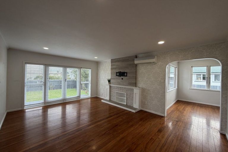 Photo of property in 42 Oldham Avenue, Onekawa, Napier, 4110