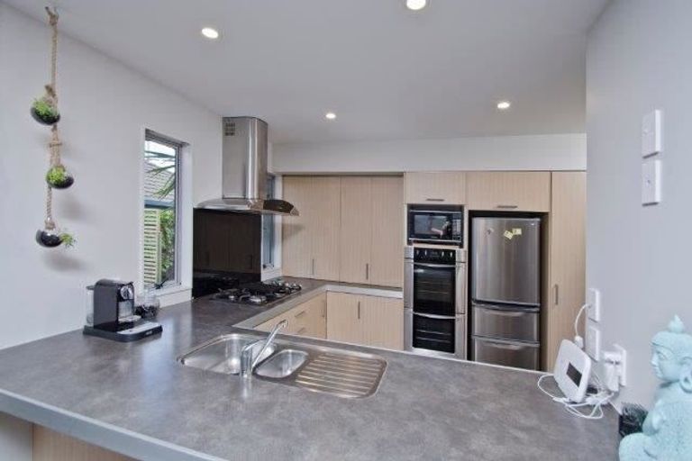 Photo of property in 1 Tay Street, Mount Maunganui, 3116
