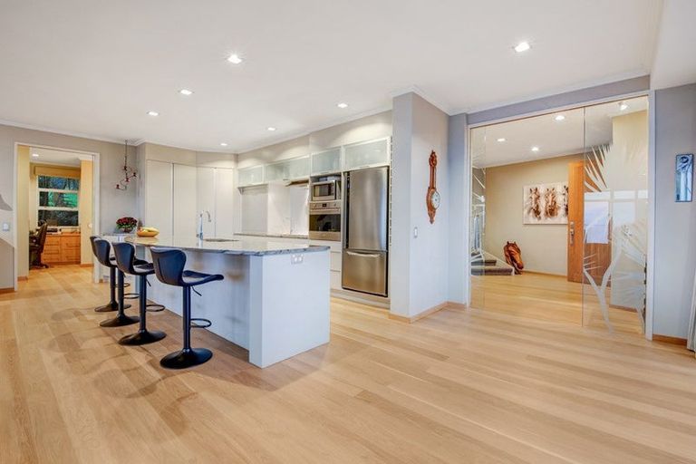 Photo of property in 859 Whangaparaoa Road, Manly, Whangaparaoa, 0930