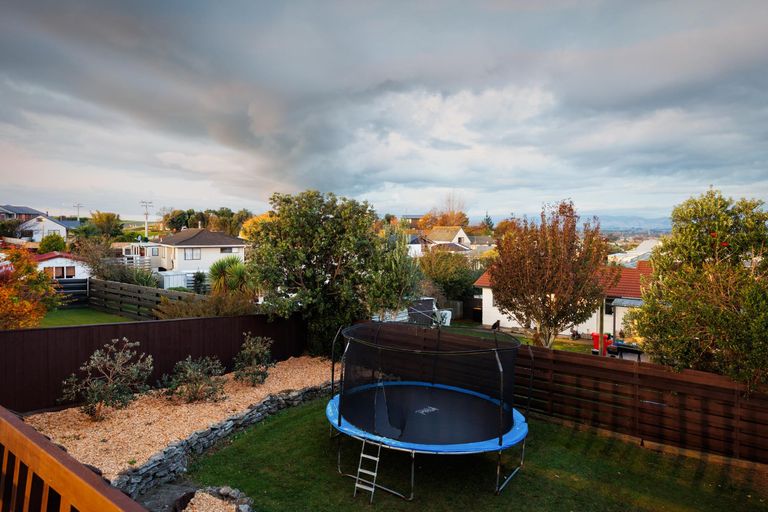 Photo of property in 3 Belk Place, Feilding, 4702