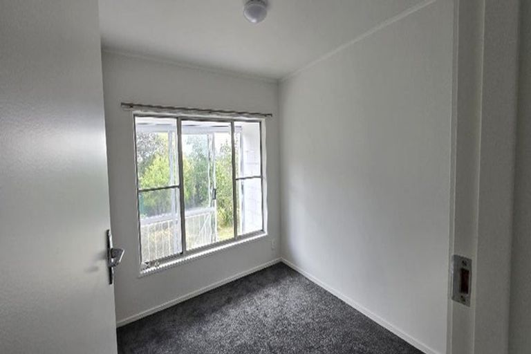 Photo of property in 1/159 Coronation Road, Hillcrest, Auckland, 0627