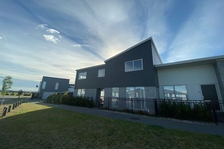 Photo of property in 3 William Dawson Crescent, Wigram, Christchurch, 8025