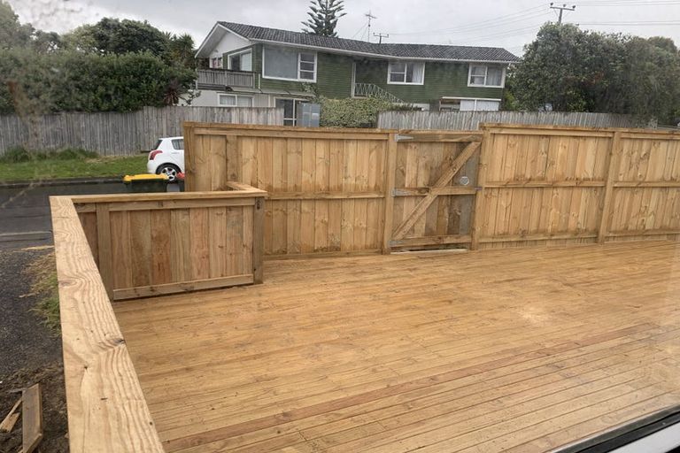 Photo of property in 2d Castleton Street, Birkdale, Auckland, 0626