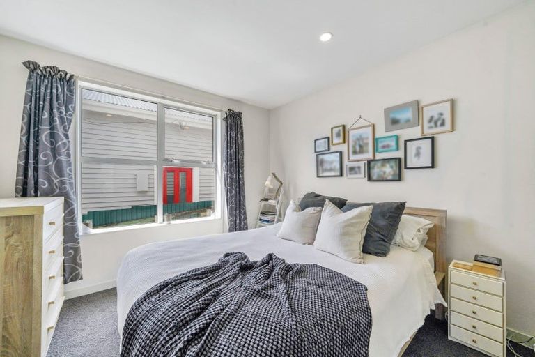 Photo of property in 21u2 Luxford Street, Berhampore, Wellington, 6023