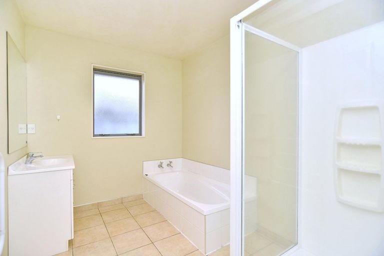 Photo of property in 35 Mounter Avenue, Northwood, Christchurch, 8051