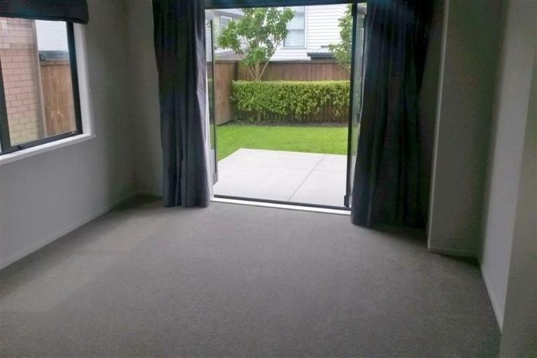 Photo of property in 7 Station Street, Hobsonville, Auckland, 0616