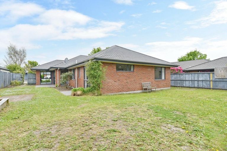 Photo of property in 35 Mounter Avenue, Northwood, Christchurch, 8051