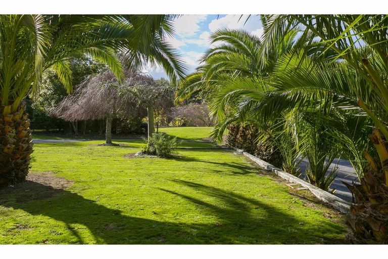 Photo of property in 864 Whangamata Road, Kinloch, Taupo, 3377