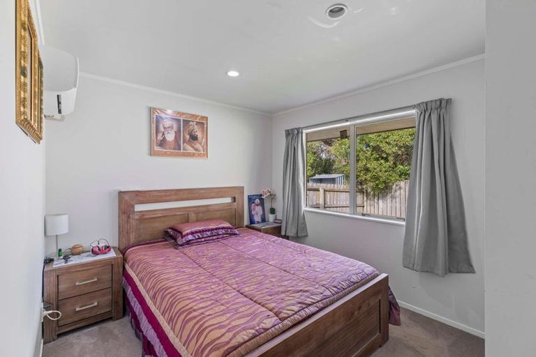 Photo of property in 19 Liddesdale Place, Papakura, 2110
