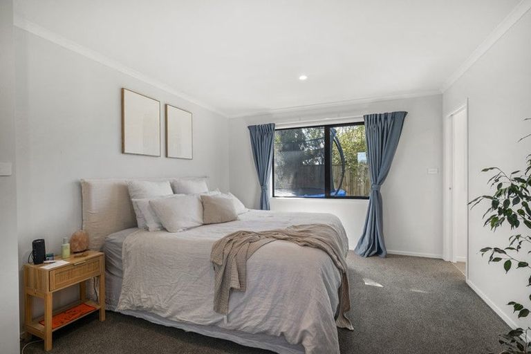 Photo of property in 1a Lee Road, Hannahs Bay, Rotorua, 3010