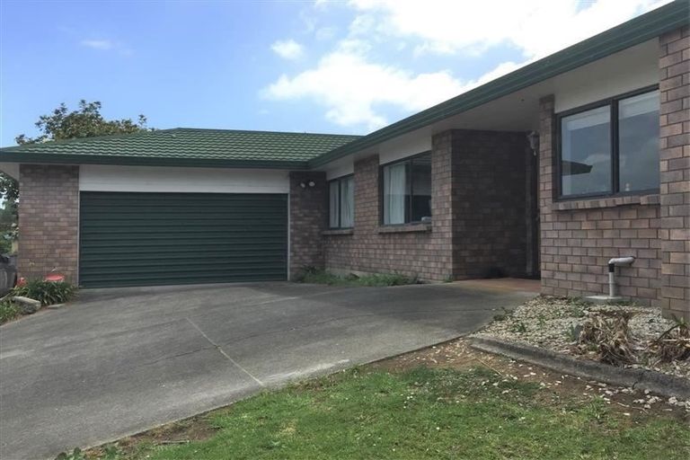 Photo of property in 9a Princess Maria Place, Massey, Auckland, 0614