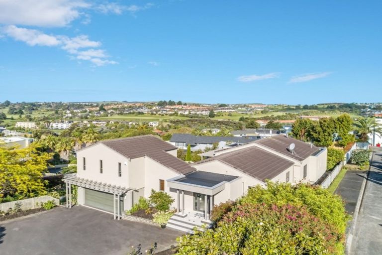 Photo of property in 19 Javelin Close, Gulf Harbour, Whangaparaoa, 0930