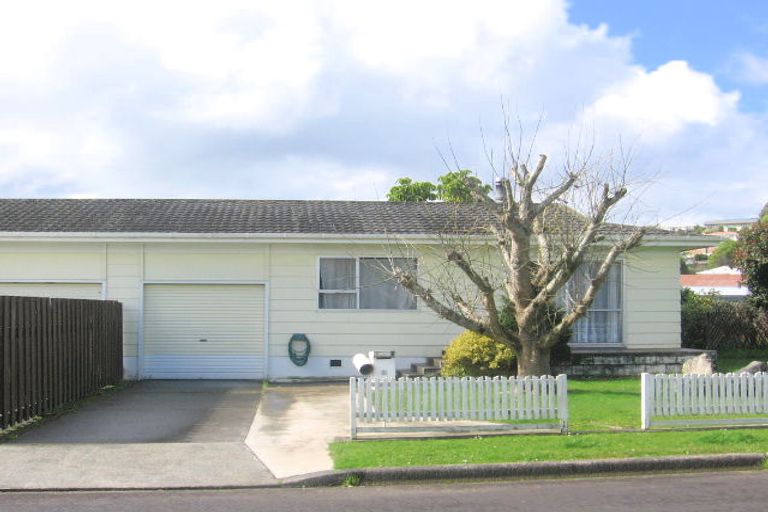 Photo of property in 1 Lockheed Place, Onerahi, Whangarei, 0110