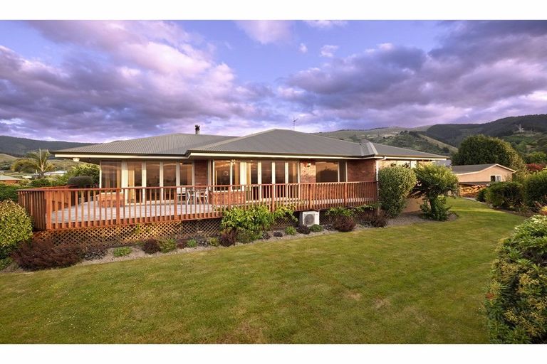 Photo of property in 6 Highfield Grove, Richmond, 7020