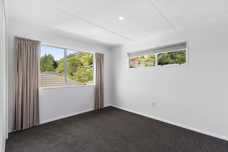 Photo of property in 17 The Anchorage, Whitby, Porirua, 5024
