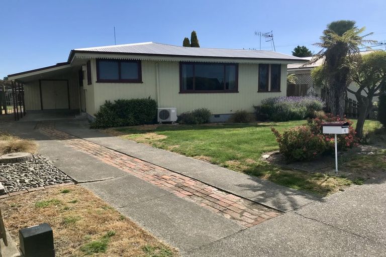 Photo of property in 4 Frickleton Street, Taradale, Napier, 4112