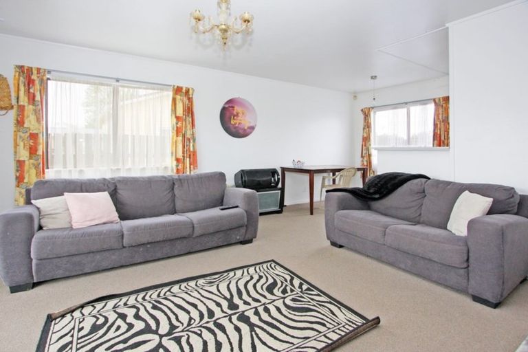 Photo of property in 45a Station Road, Takanini, 2112