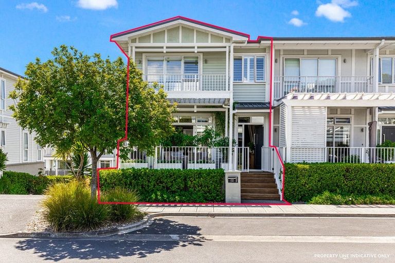 Photo of property in 132 Landmark Terrace, Orewa, 0931