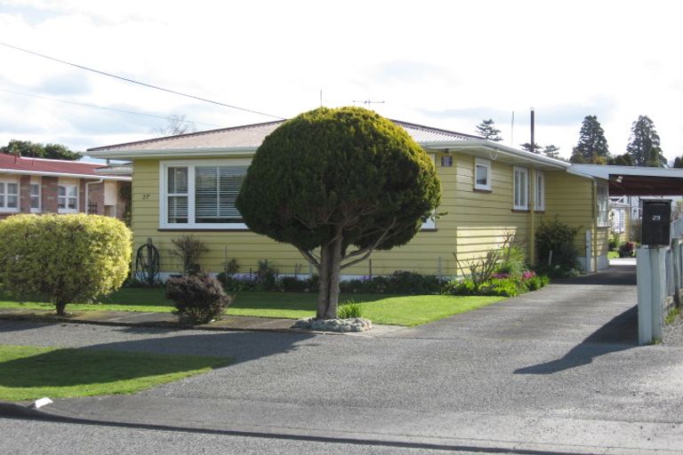 Photo of property in 27 Jeans Street, Masterton, 5810