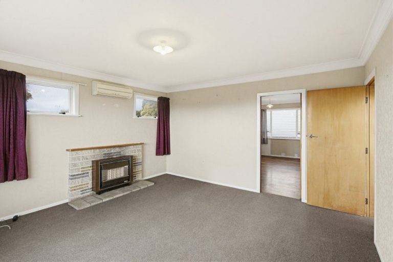 Photo of property in 12 Cargill Street, Levin, 5510