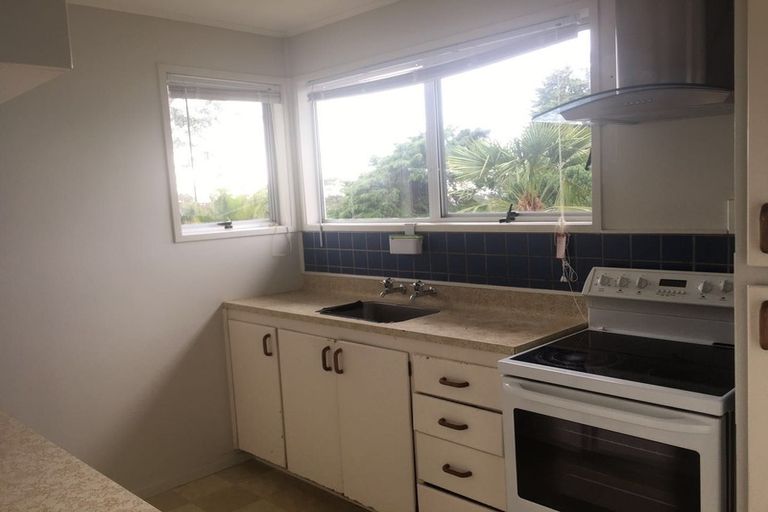 Photo of property in 177a Don Buck Road, Massey, Auckland, 0614