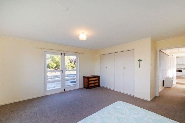 Photo of property in 2 Signal Street, Marton, 4710