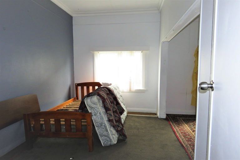 Photo of property in 31 Brougham Street, Westport, 7825