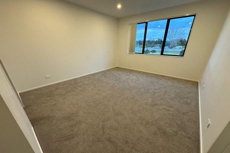 Photo of property in 13 Pilot Drive, Hobsonville, Auckland, 0616
