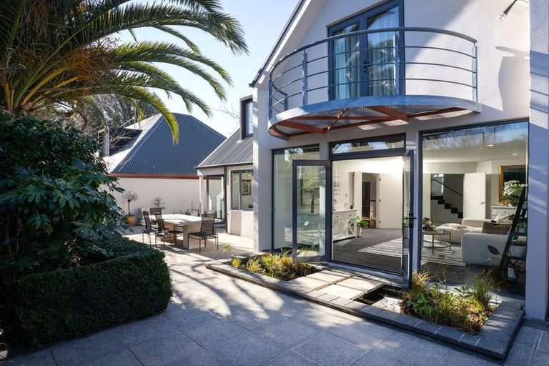 Photo of property in 2/37c Glenharrow Avenue, Avonhead, Christchurch, 8042