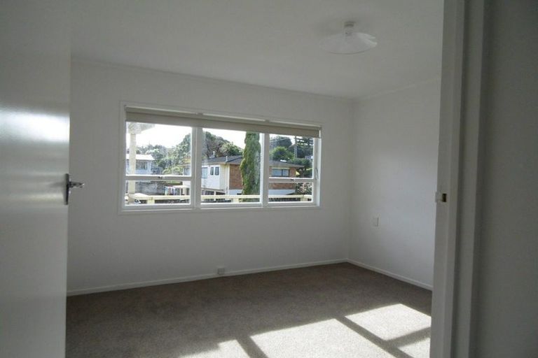 Photo of property in 170c Queen Street, Northcote Point, Auckland, 0627