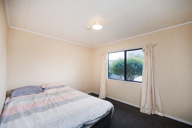 Photo of property in 28 Peppertree Glade, Kelvin Grove, Palmerston North, 4414